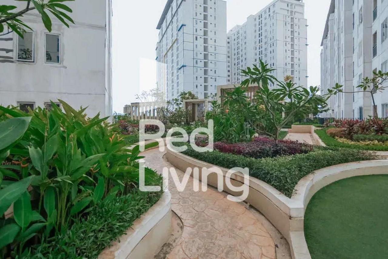 Redliving Apartemen Bassura City - Vina Tan Tower Flamboyan Jakarta Exterior photo